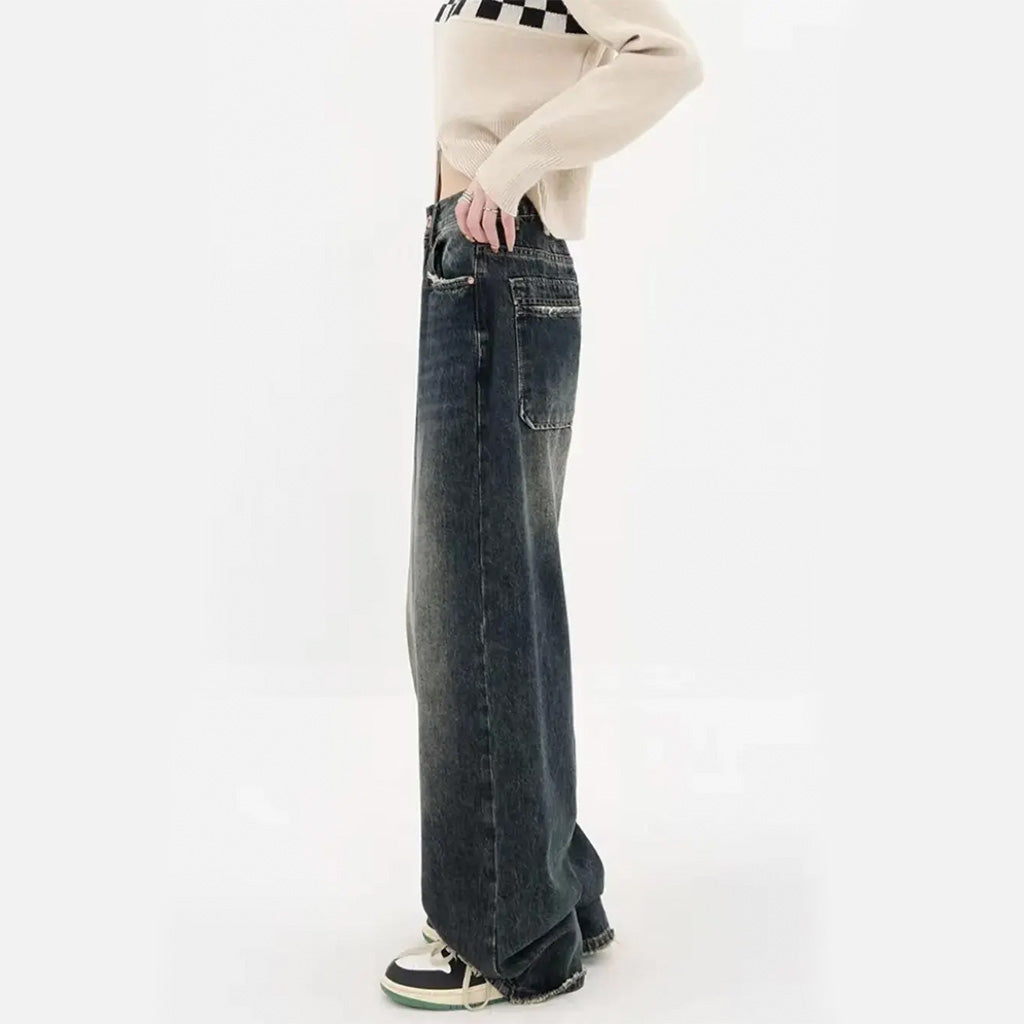 Calça Jeans Estilo Solto Isabelle, perfeita para um look descontraído e moderno.