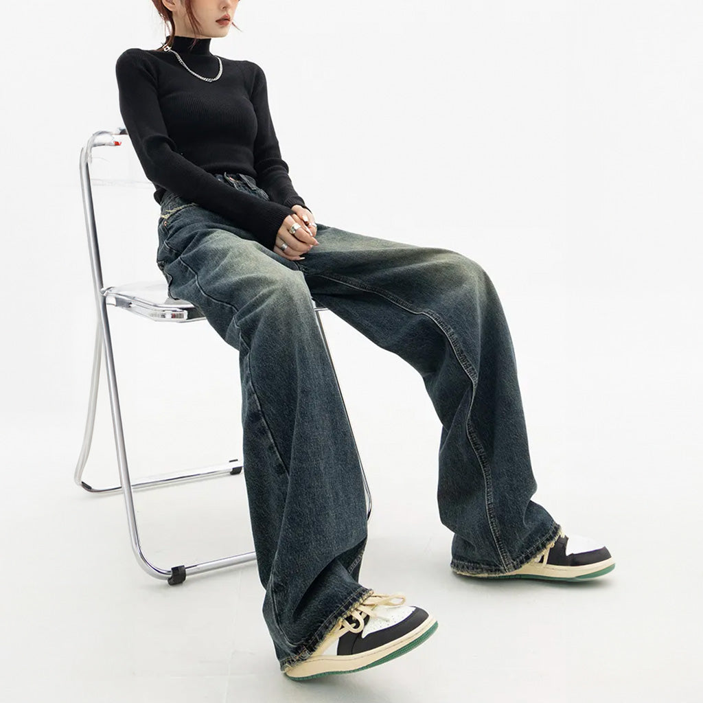 Aline Jeans Larga, cria um visual chique e relaxado em qualquer ambiente.