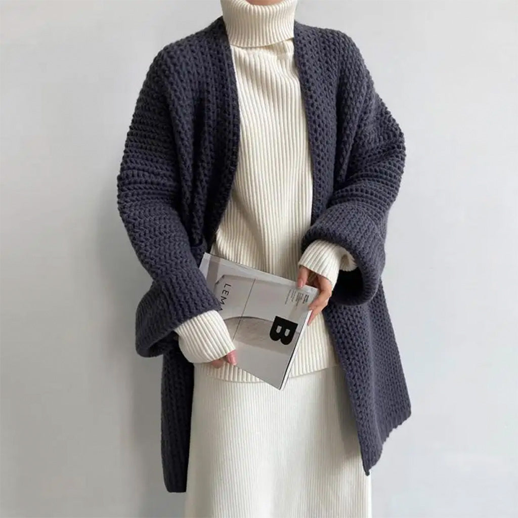 Casaco Feminino Sofia em lã: aquecimento e estilo para seu guarda-roupa.