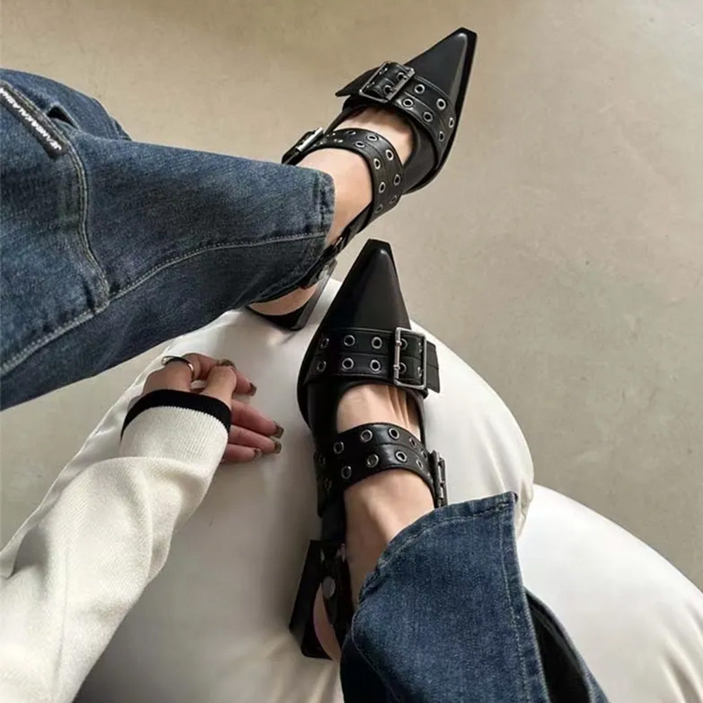 Sapato Feminino Le Chic: durabilidade e estilo em um só.